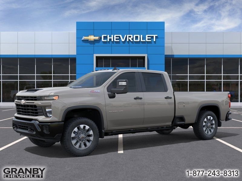 CHEVROLET Silverado 2500HD K2500 HD SILVERADO CREW CAB CUSTOM L/BOX DURAMAX (1CX) 2026 SABLES BLANC