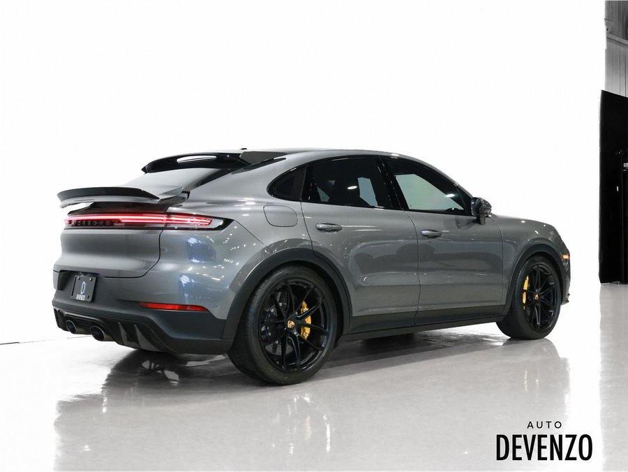 Porsche Cayenne Turbo GT Coupe 2024 Gris