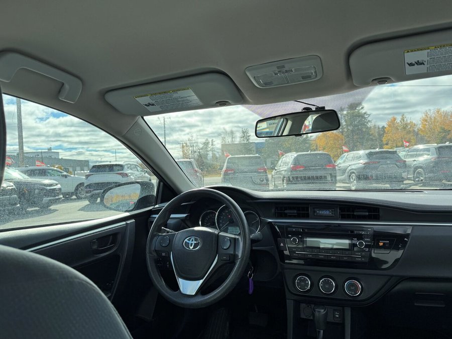 2014 Toyota Corolla LE berline 4 portes CVT Grey