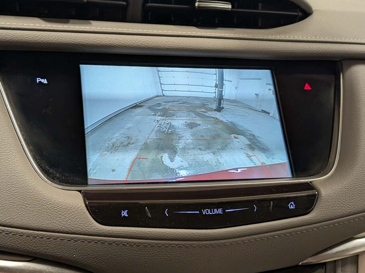 2019 CADILLAC XT5 LUXURY Bas Kilométrage 8 Pneus Red Sherbrooke - photo #13