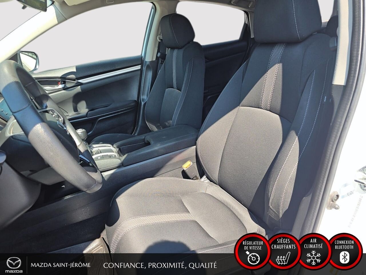 Honda Civic Berline LX | MANUELLE | MAGS NOIR | CARFAX PROPRE 2020 Blanc Saint-Jérôme - photo #16