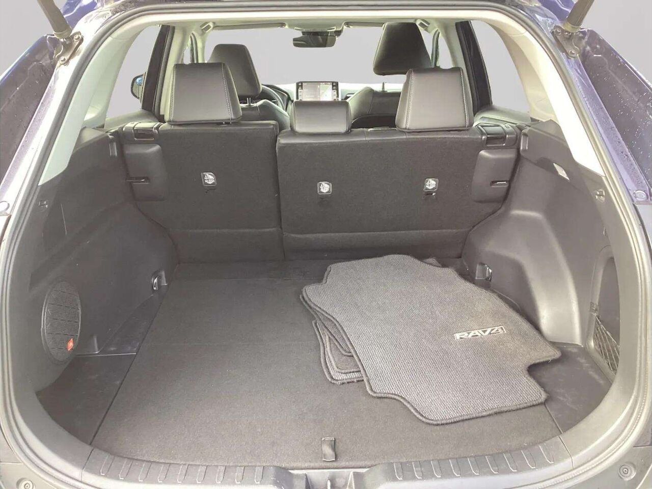 2021 Toyota RAV4 Blue Gatineau - photo #23
