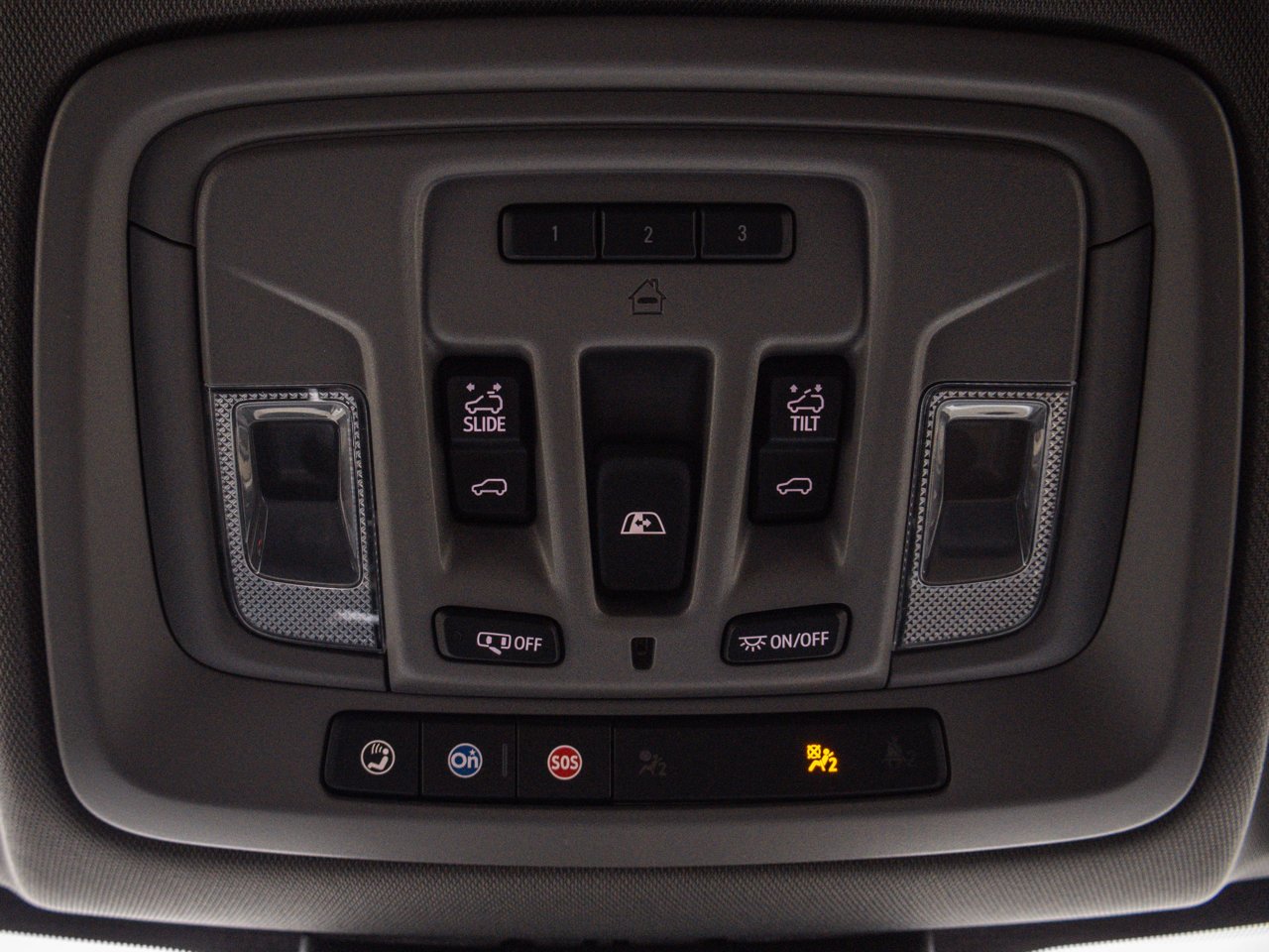 2024 Chevrolet Silverado 1500 4WD Crew Cab 147 LT Trail Boss White Sherwood Park - photo #26