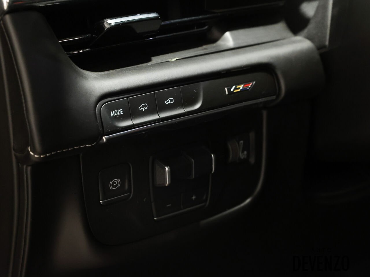 Cadillac Escalade ESV 2023 Noir Saint-Eustache - photo #14
