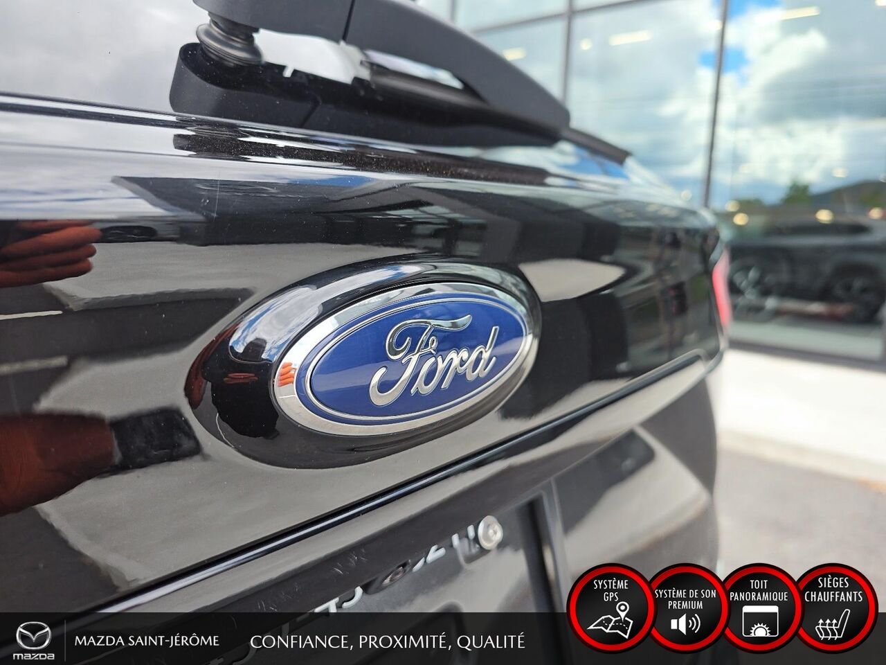 2020 Ford Edge Grey Ste-Agathe des Monts - photo #7