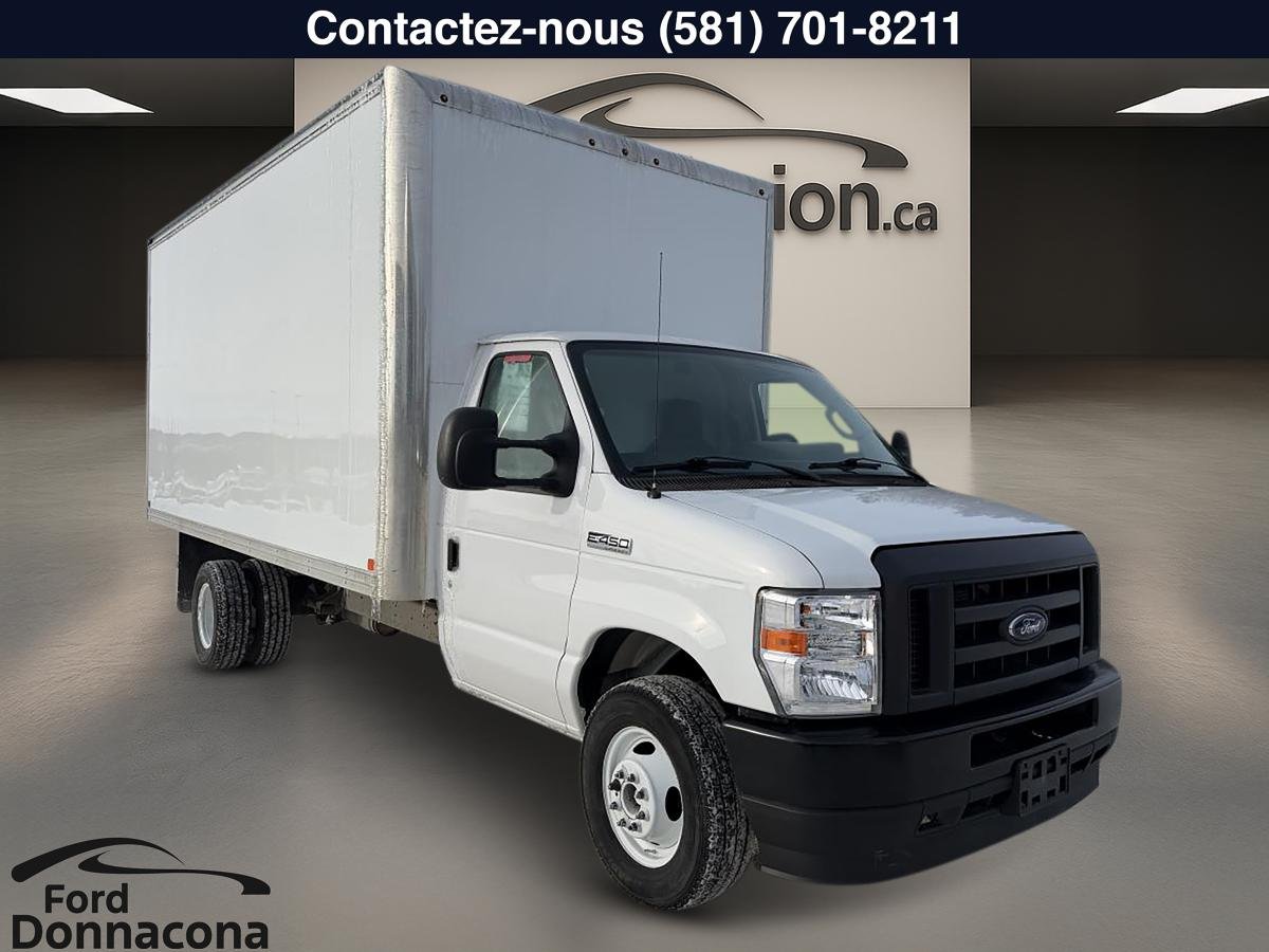 2021 Ford E-450 White  - photo #1