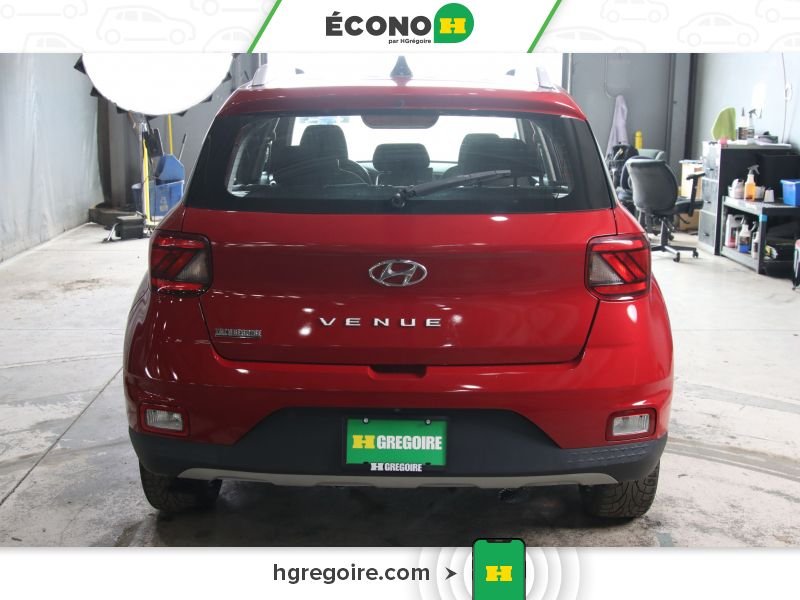 2020 Hyundai Venue Red Laval - photo #4