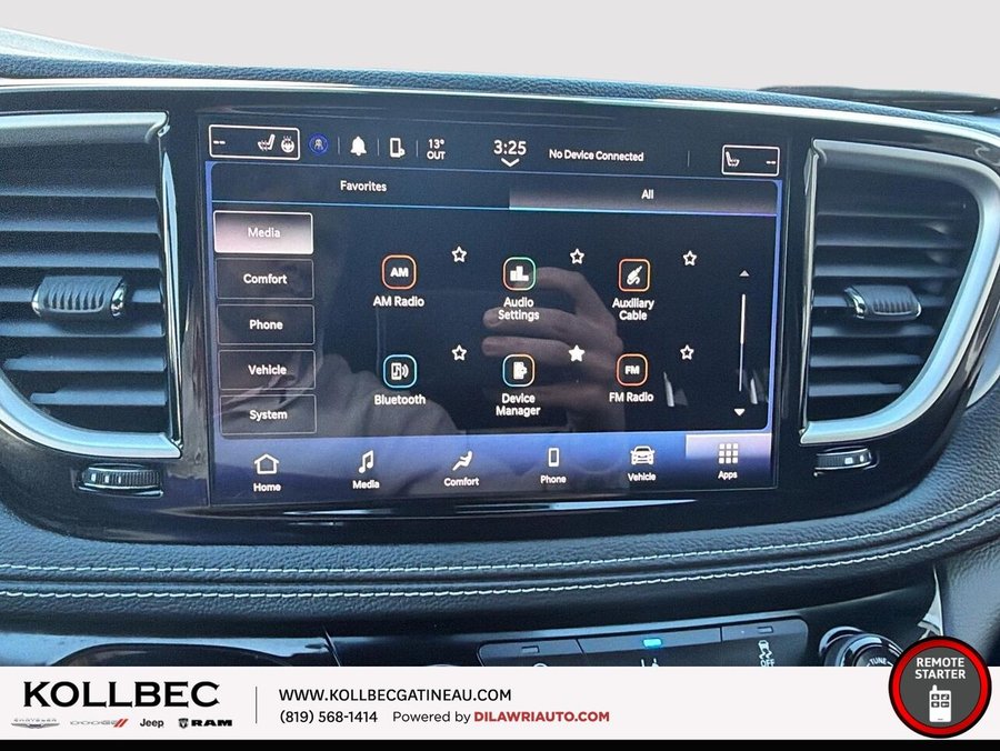 2022 CHRYSLER PACIFICA Touring AWD Grey