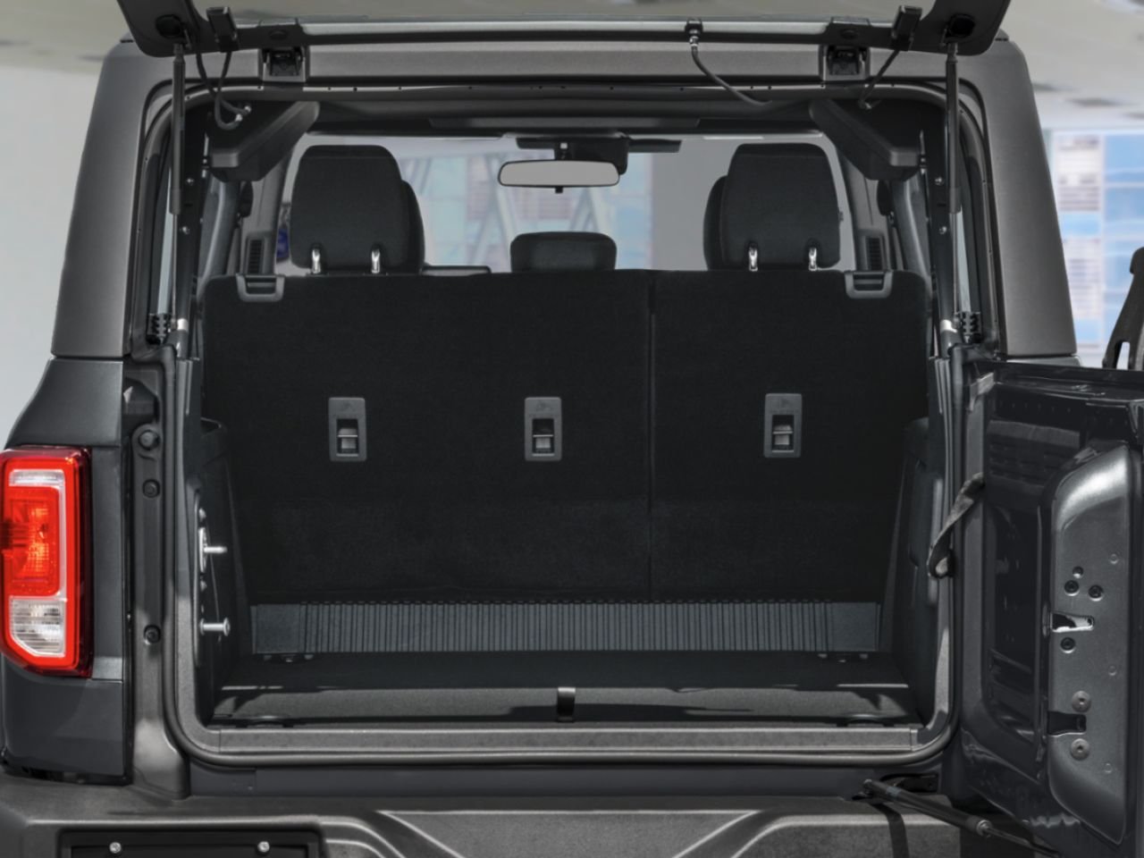 Ford Bronco 2026 Noir ombre Mont-Laurier - photo #5