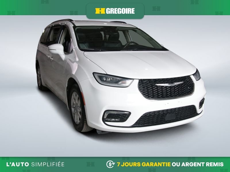 2022 Chrysler Pacifica White Laval - photo #0