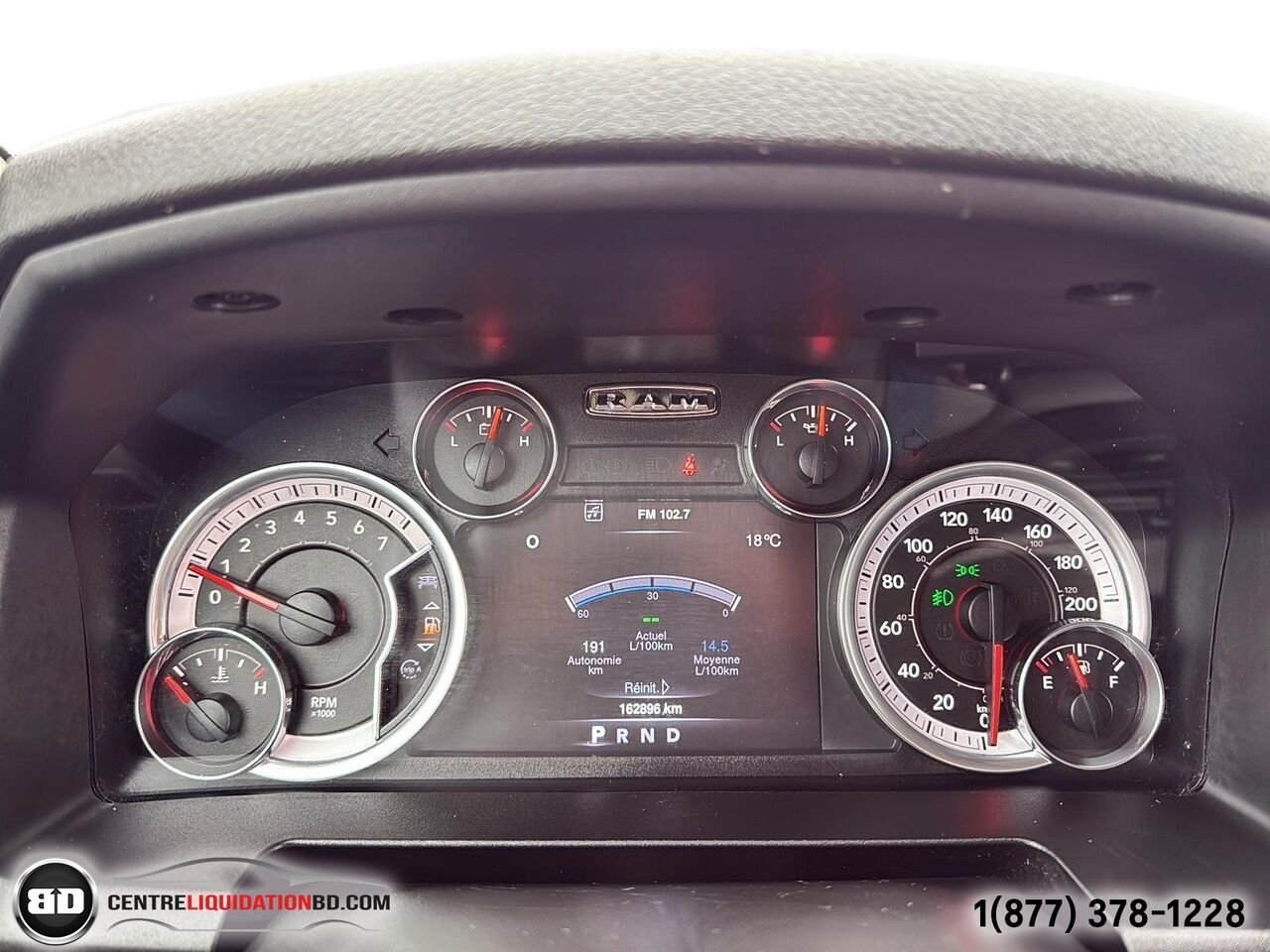 Ram 1500 Classic Express QUAD CAB V6 3.6L 4X4 | BD0187 2021 Noir Granby - photo #19