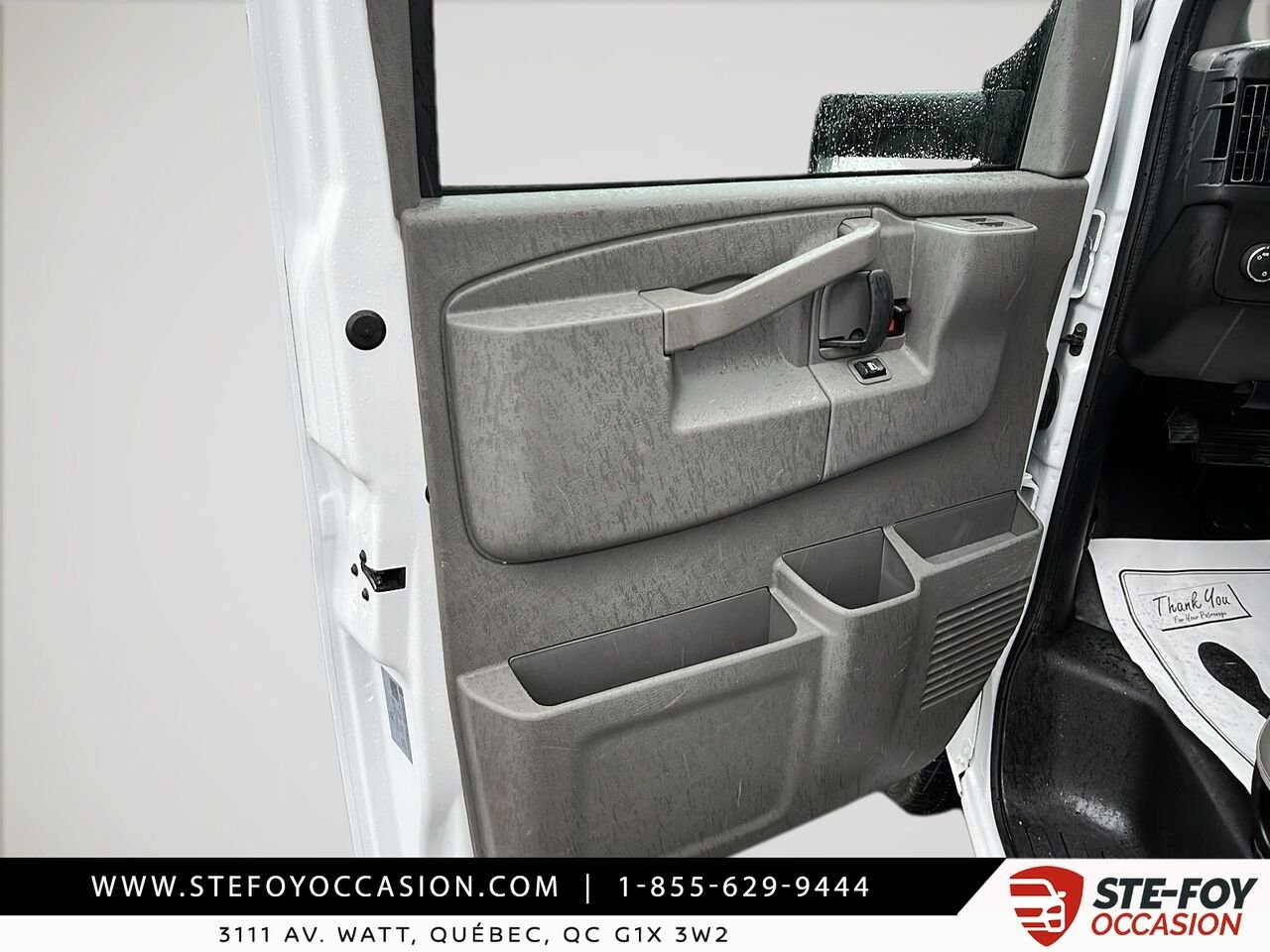 2025 Chevrolet Fourgonnette commerciale tronquée Express White Québec - photo #10