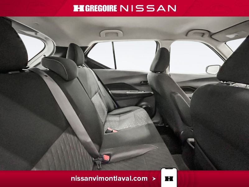 2021 Nissan Kicks White Laval - photo #12