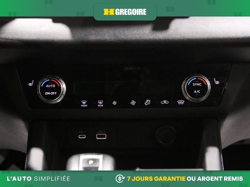 2022 Mitsubishi Outlander Blue Blainville - photo #19