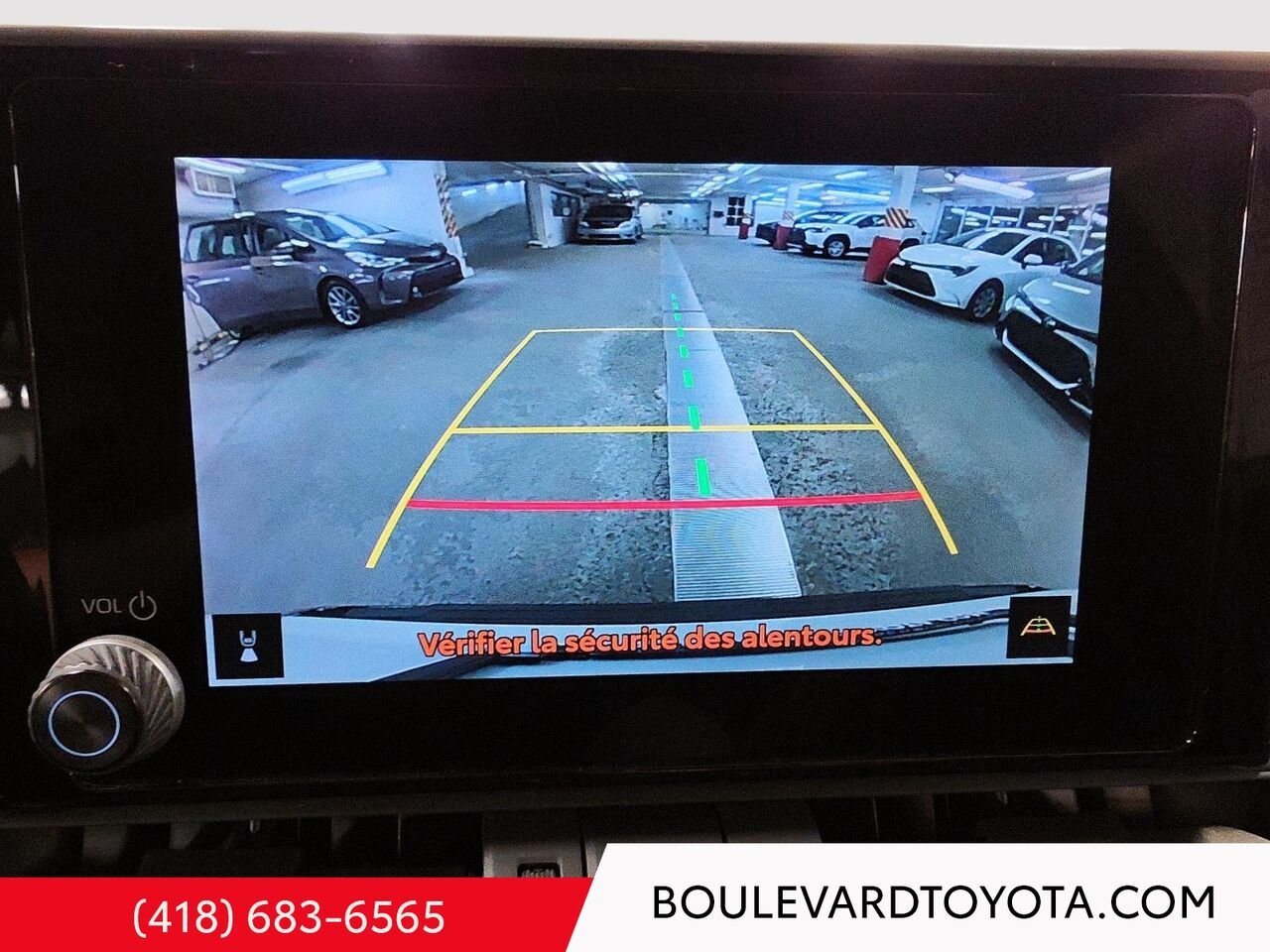 2023 Toyota RAV4 Prime 100244A-73 | XSE, AWD White Québec - photo #17