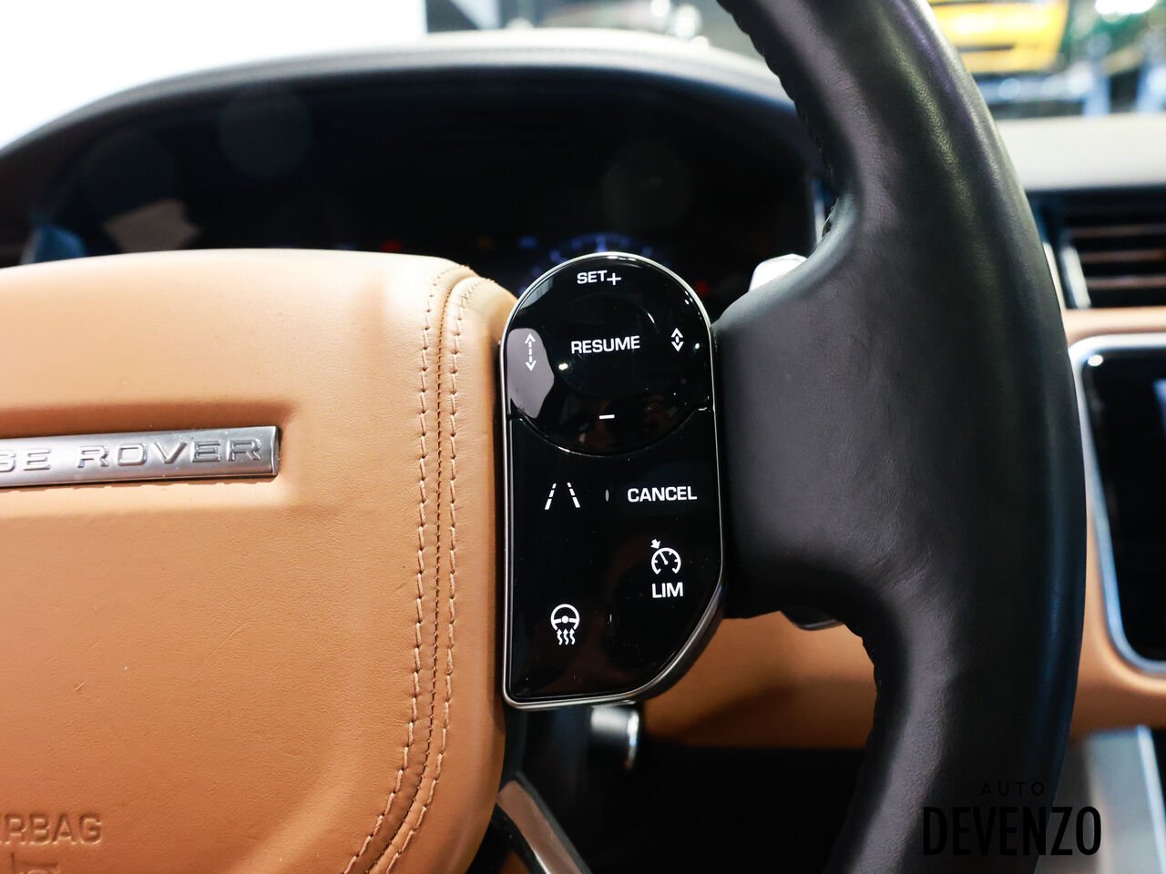 2021 Land Rover Range Rover Grey Saint-Eustache - photo #17