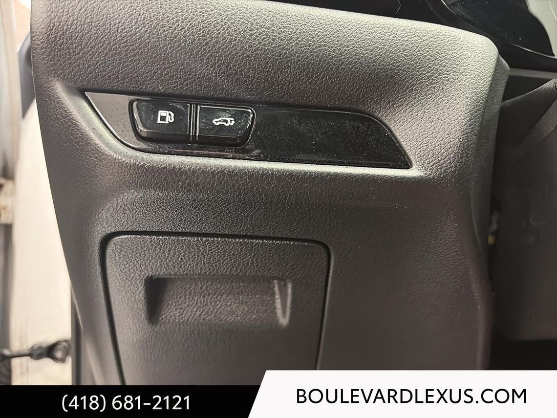 2023 Lexus NX White Quebec - photo #34