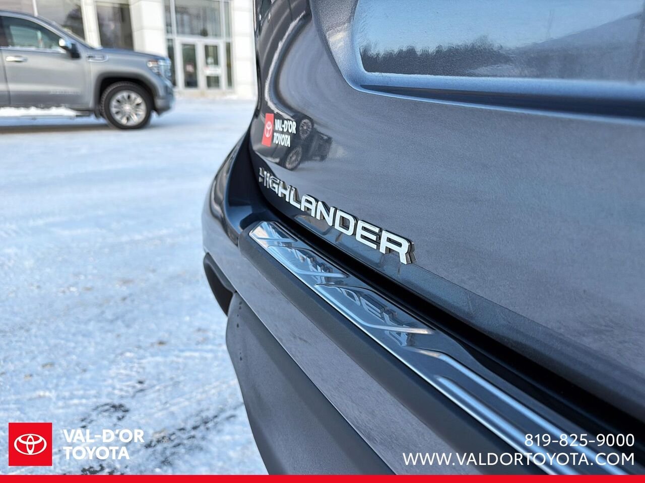 2024 Toyota Highlander LE AWD LE AWD Magnetic Grey Metallic Val-d'Or - photo #6
