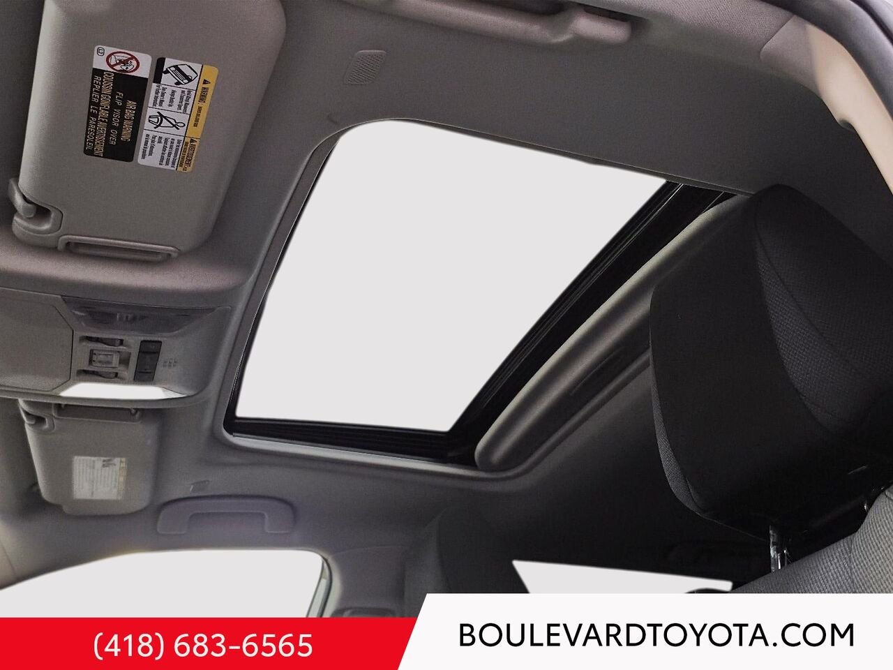 Toyota RAV4 Hybride 100281A-85 | XLE, AWD 2024 Blanc Québec - photo #10