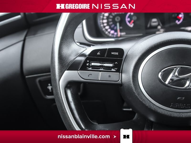 2022 Hyundai Tucson White Laval - photo #15