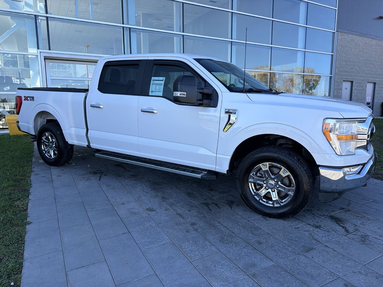2023 Ford F-150 White Saint-Jérôme - photo #2
