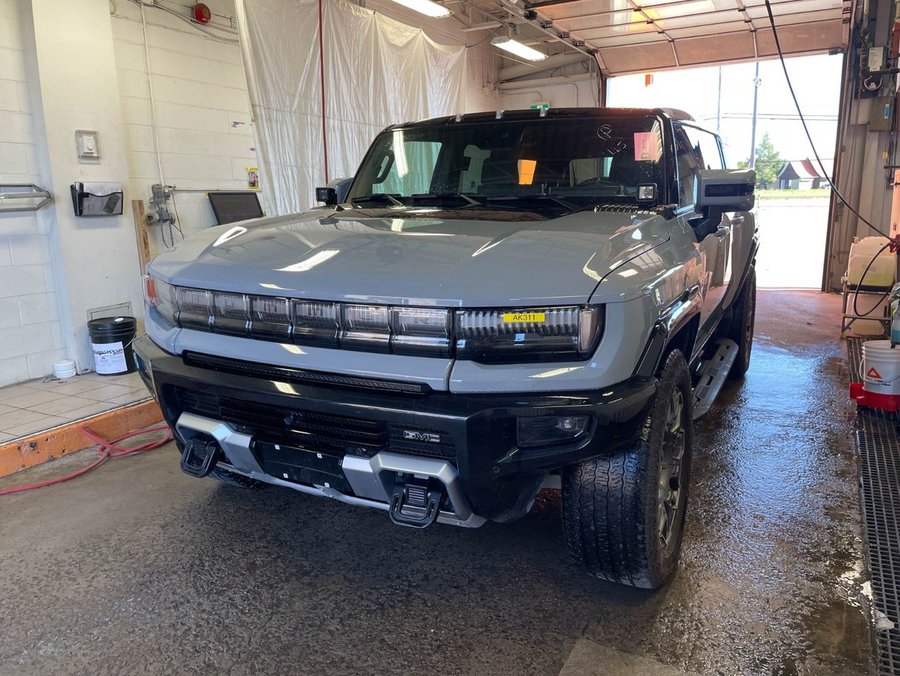 GMC HUMMER EV SUV 3X e4WD *C4M* *SUPER CRUISE *TOIT SKY GR ÉCLAIRAGE 2024 Gris