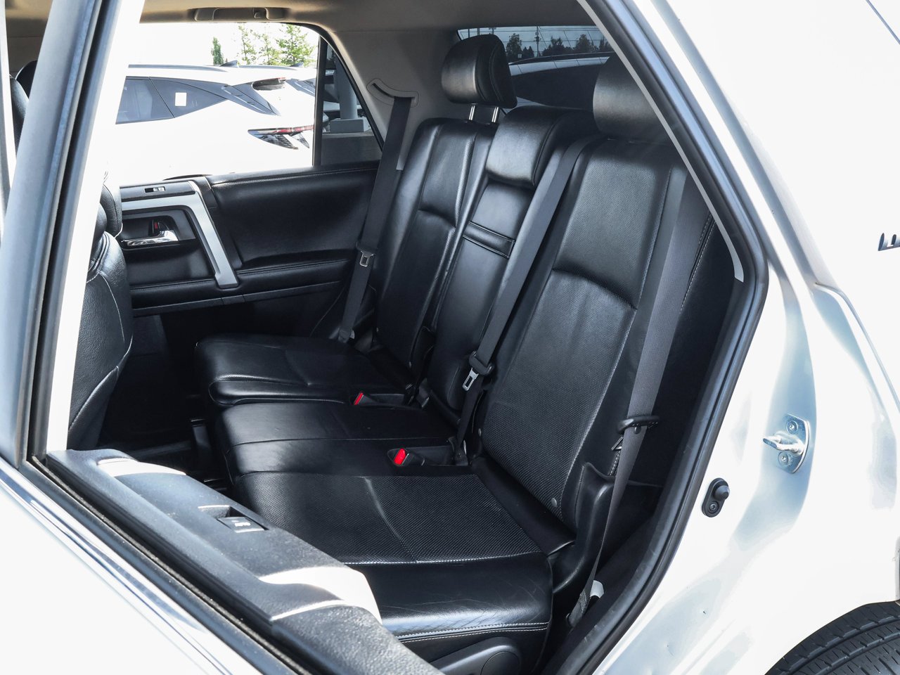 2014 Toyota 4Runner 4WD 4dr V6 SR5 Grey Sherwood Park - photo #15