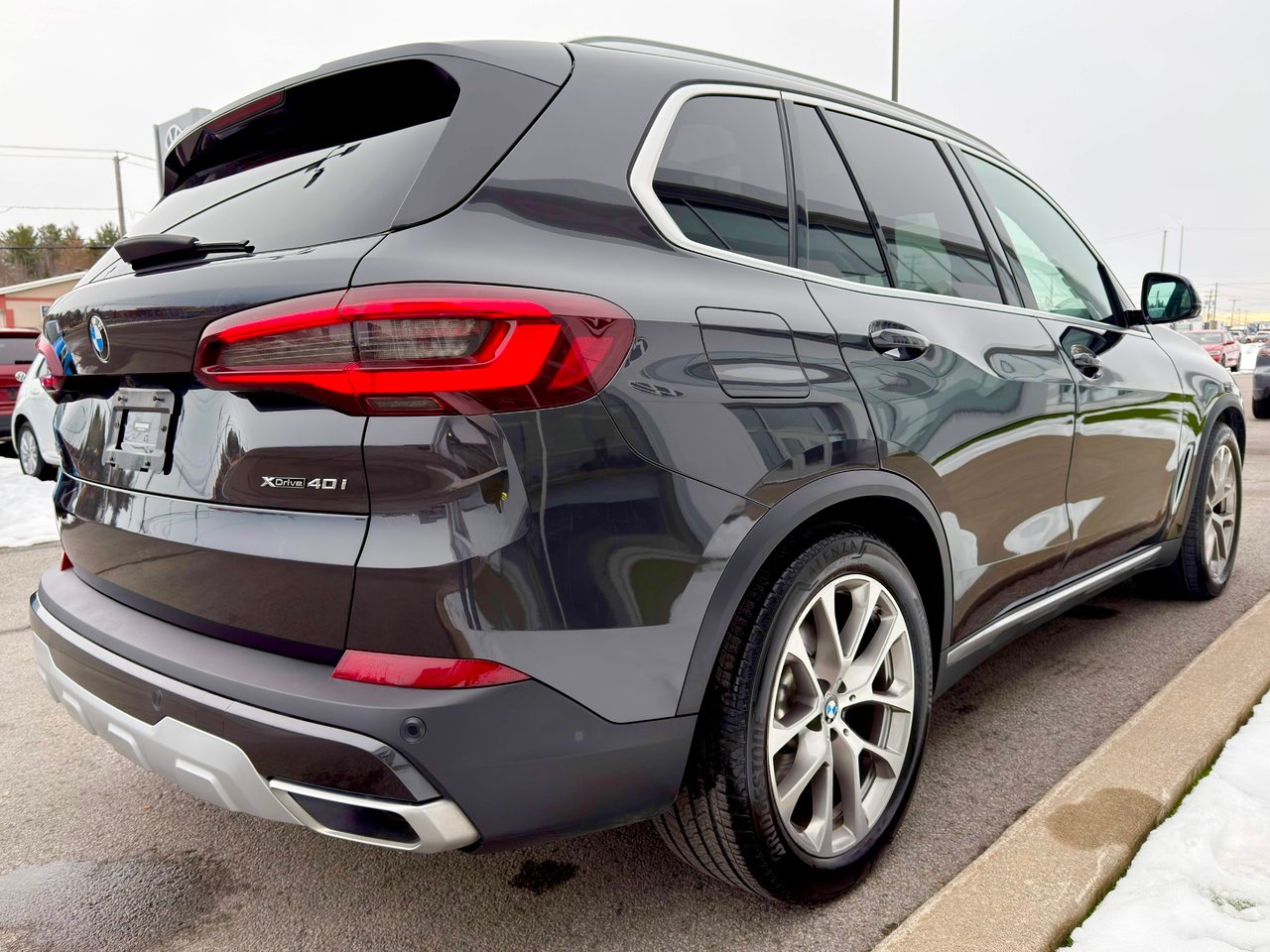 2022 BMW X5 gray Notre-Dame-des-Prairies - photo #8