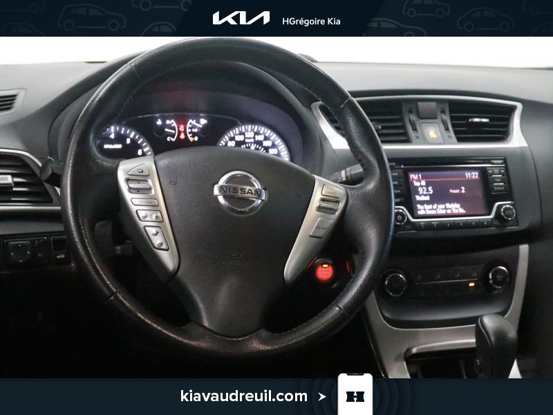 2015 Nissan Sentra Grey Blainville - photo #13