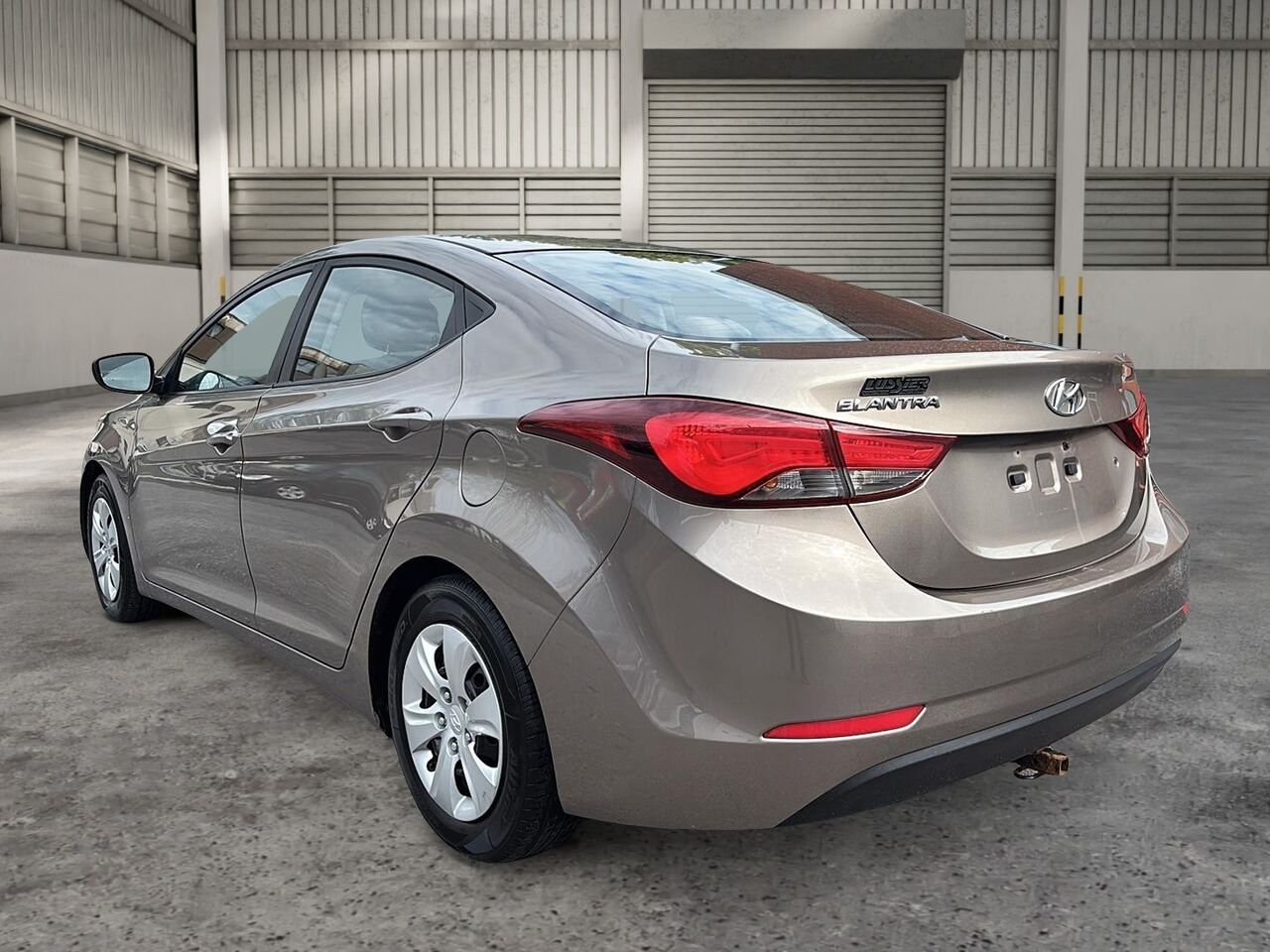 2015 HYUNDAI ELANTRA BASE Grey Saint-Hyacinthe - photo #3