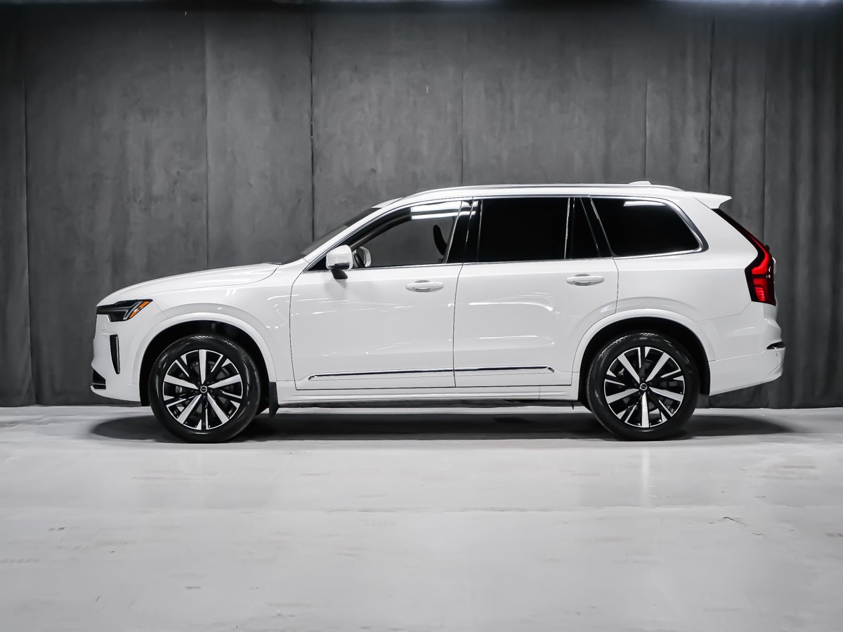 Volvo XC90 B6 CORE BRIGHT 2026 Blanc Montréal - photo #2