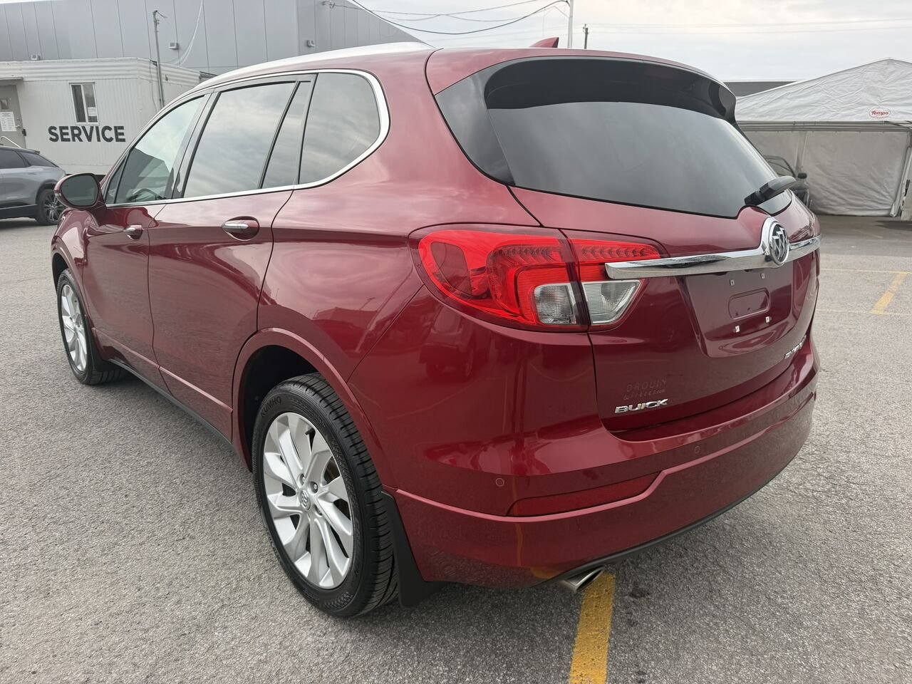 2017 Buick Envision PREMIUM II AWD Red Laval - photo #11