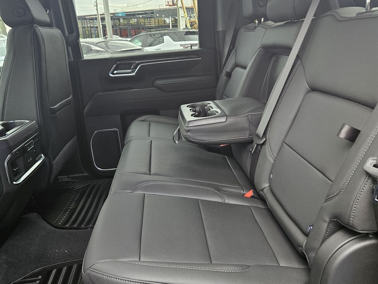 Chevrolet Silverado 2500HD LTZ cabine multiplace 4RM 172 po 2026 Blanc sommet Thetford Mines - photo #17