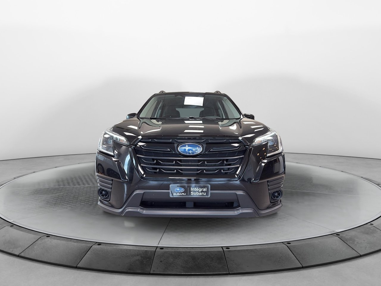 Subaru Forester 2.5i 2023 Noir Baie-Comeau - photo #1