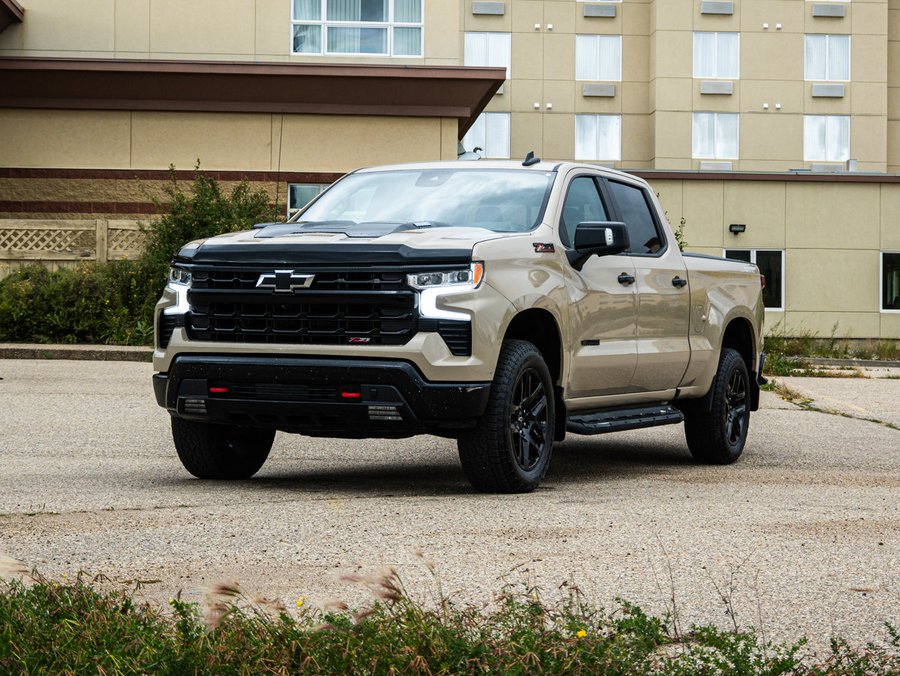 2022 Chevrolet Silverado 1500 LT Trail Boss 3.0L | Tonneau Cover Beige