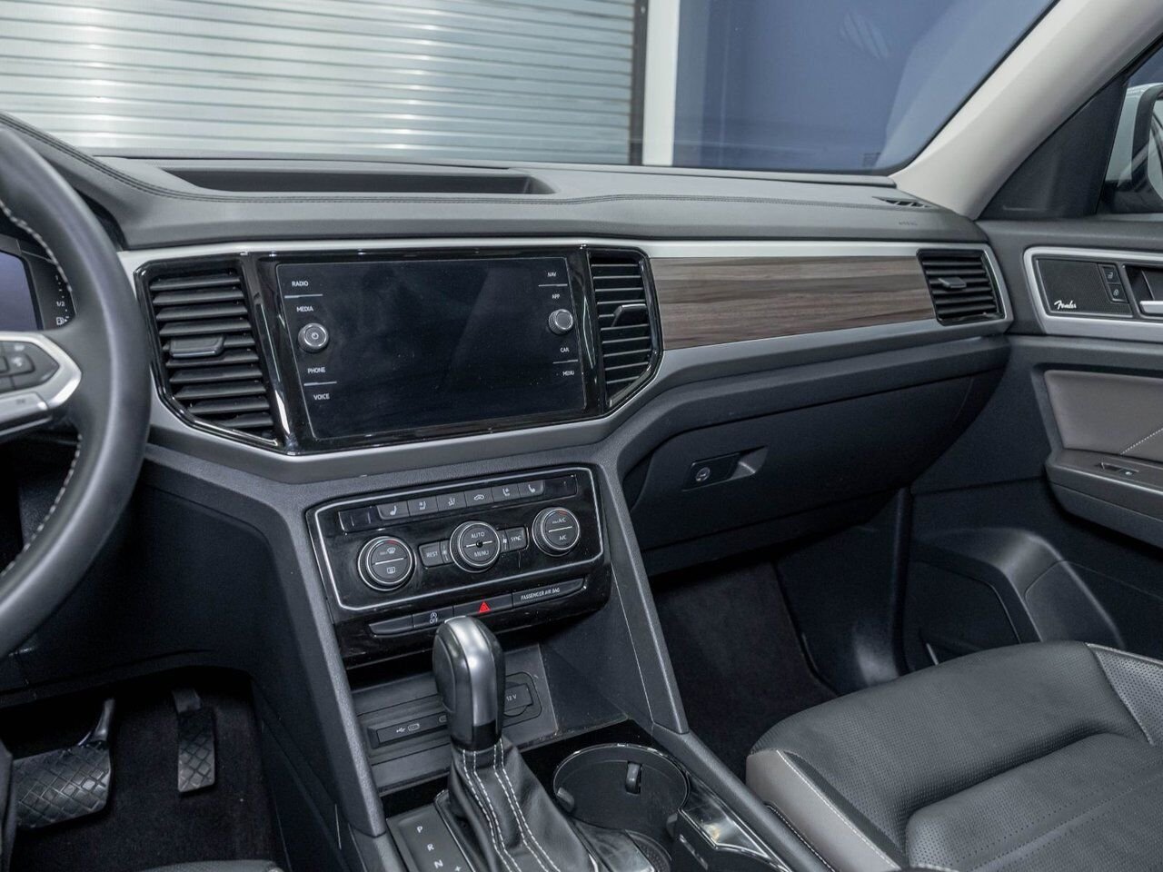 2022 Volkswagen Atlas HIGHLINE 4MOTION *TOIT* NAV SIÈGES VENT FENDER White Saint-Jérôme - photo #19