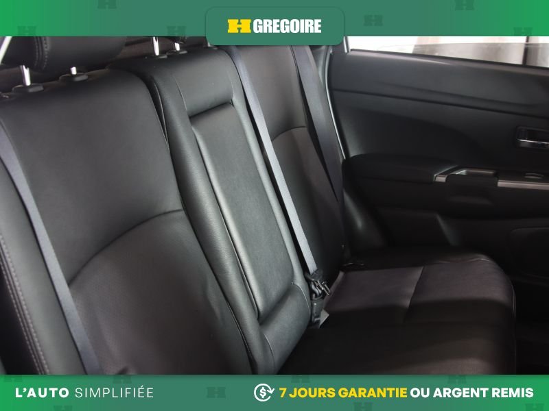 2019 Mitsubishi RVR Grey Laval - photo #27