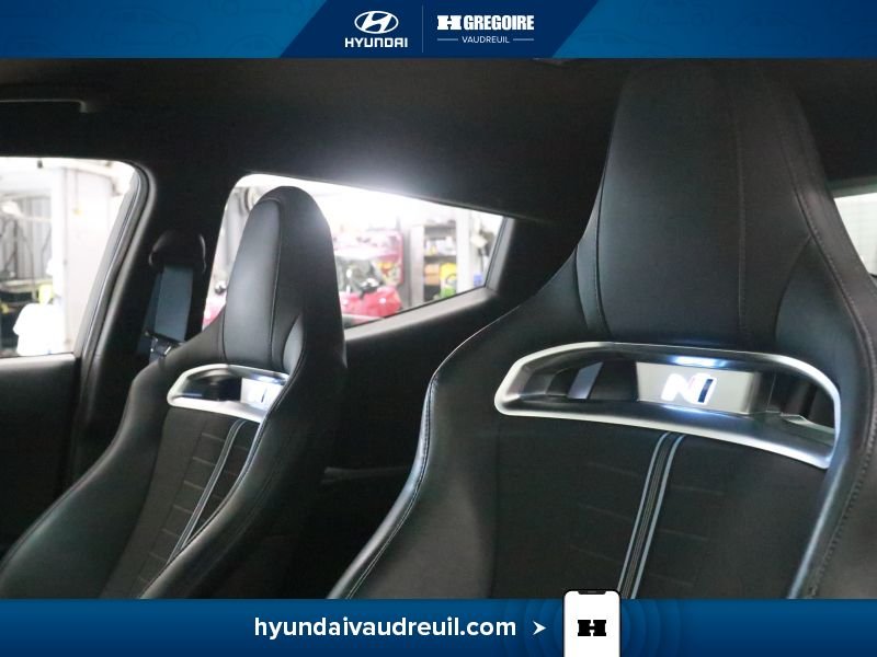 2022 Hyundai Veloster Grey Blainville - photo #13