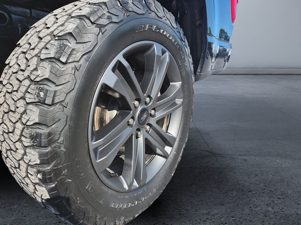 2023 Ford F-150 Black Saint-Jérôme - photo #6