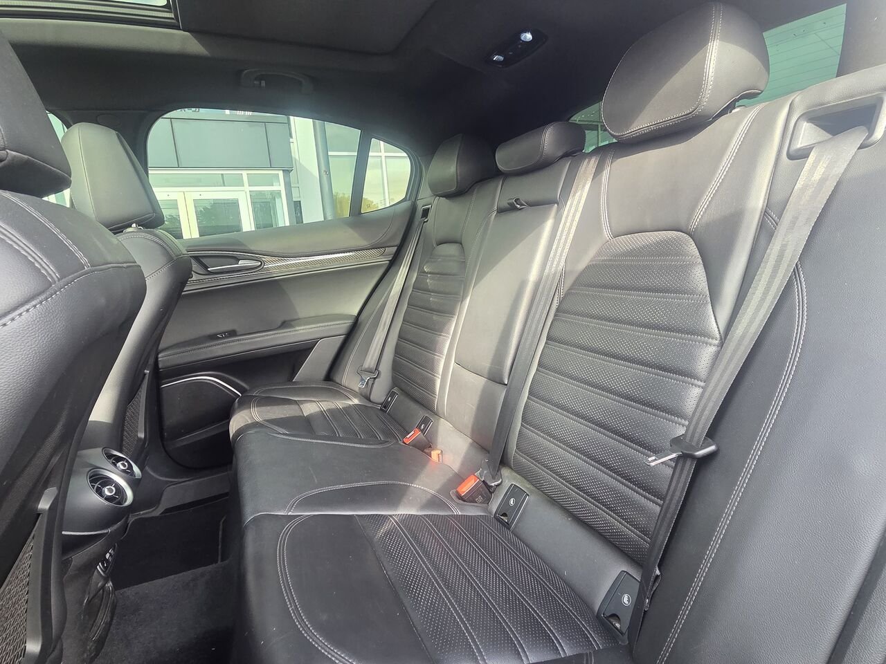 Alfa Romeo Stelvio 2021 Noir Granby - photo #11