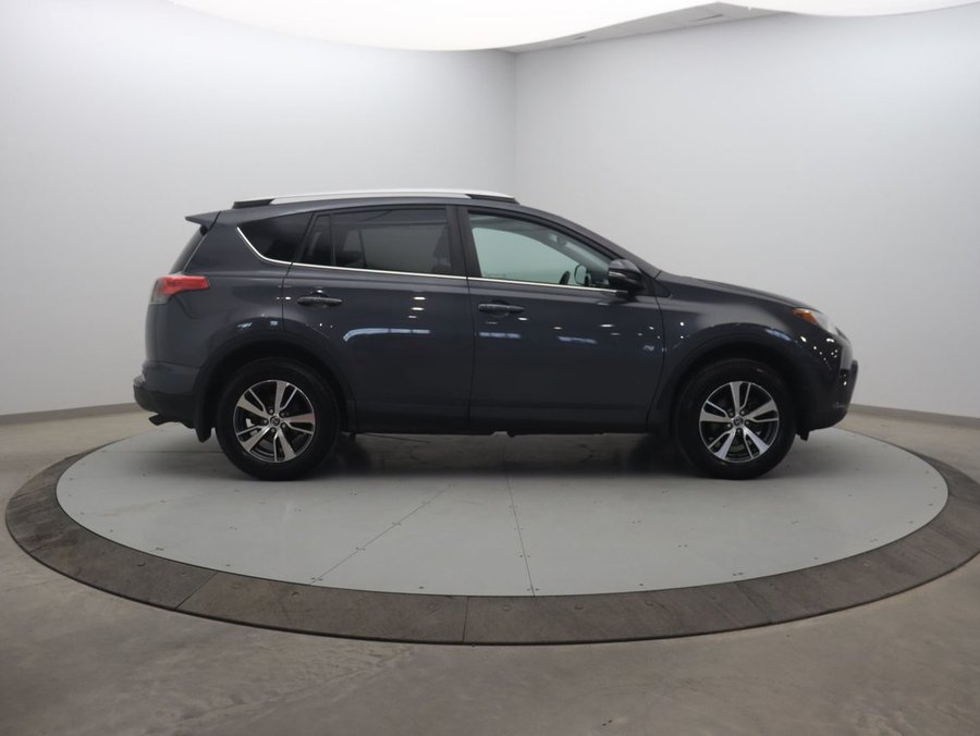2018 Toyota RAV4 2018 Grey