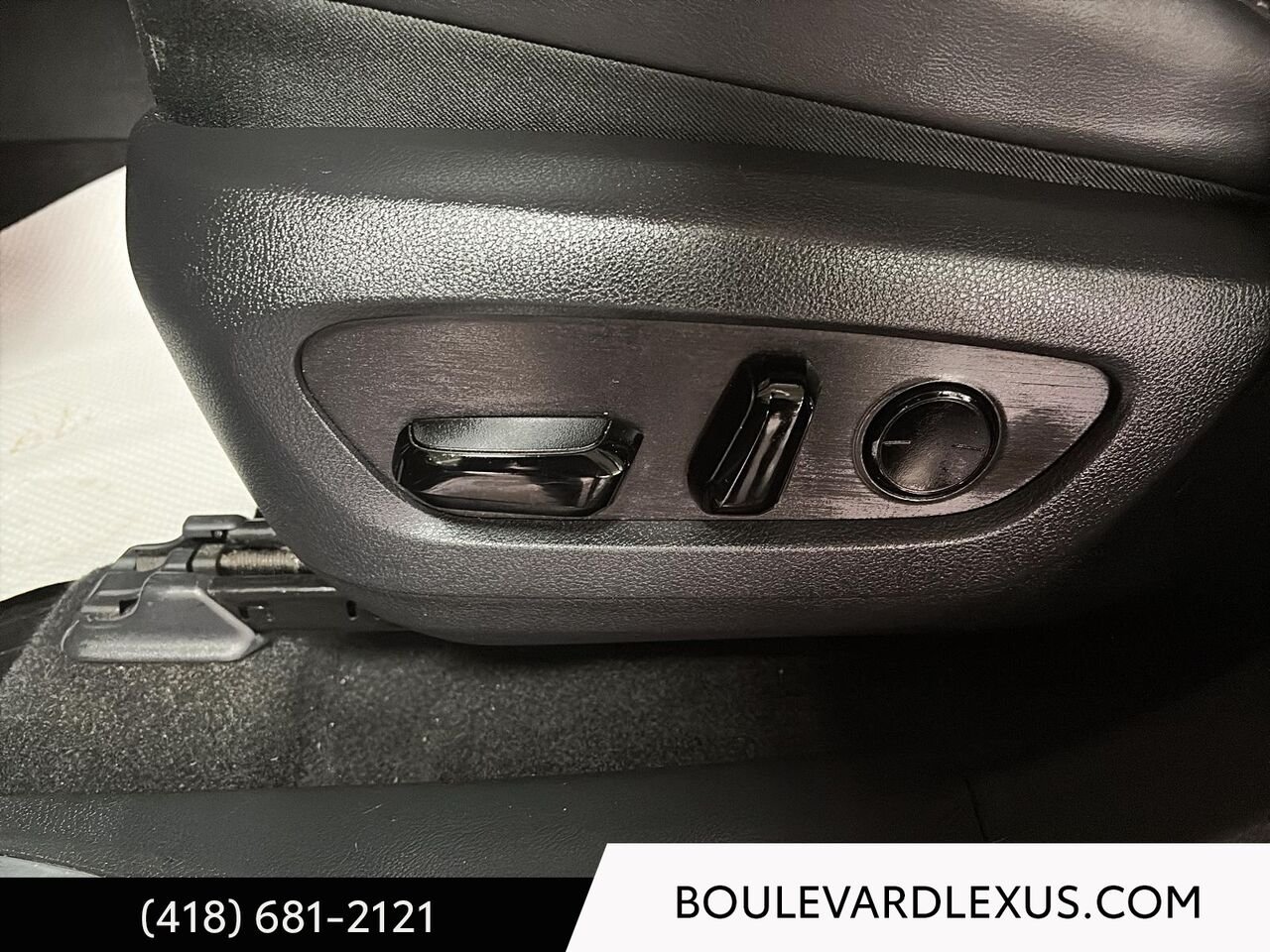 Lexus RX 19309A 2023 Gris Québec - photo #8