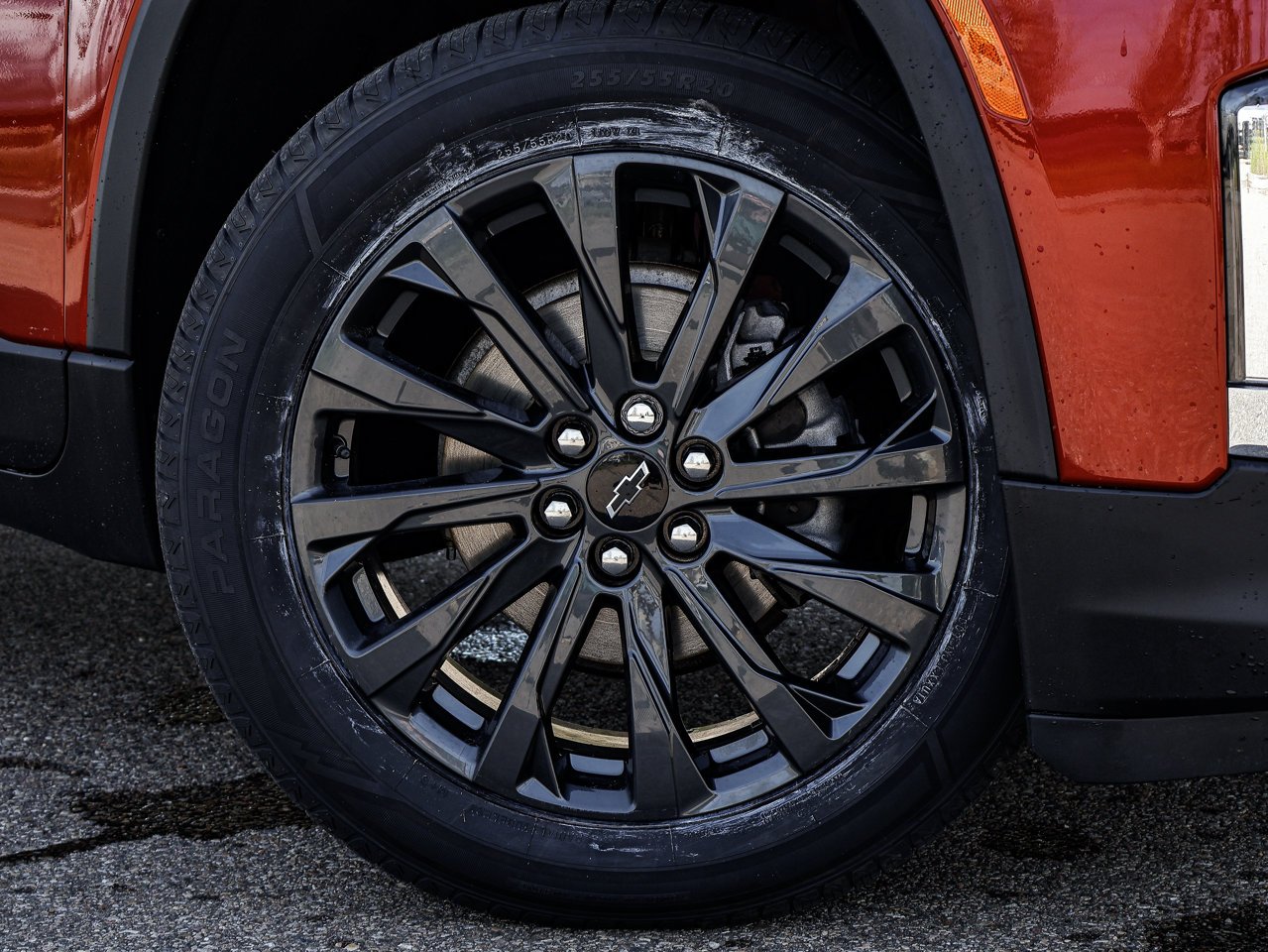 2024 Chevrolet Traverse Limited AWD 4dr RS Red Sherwood Park - photo #5