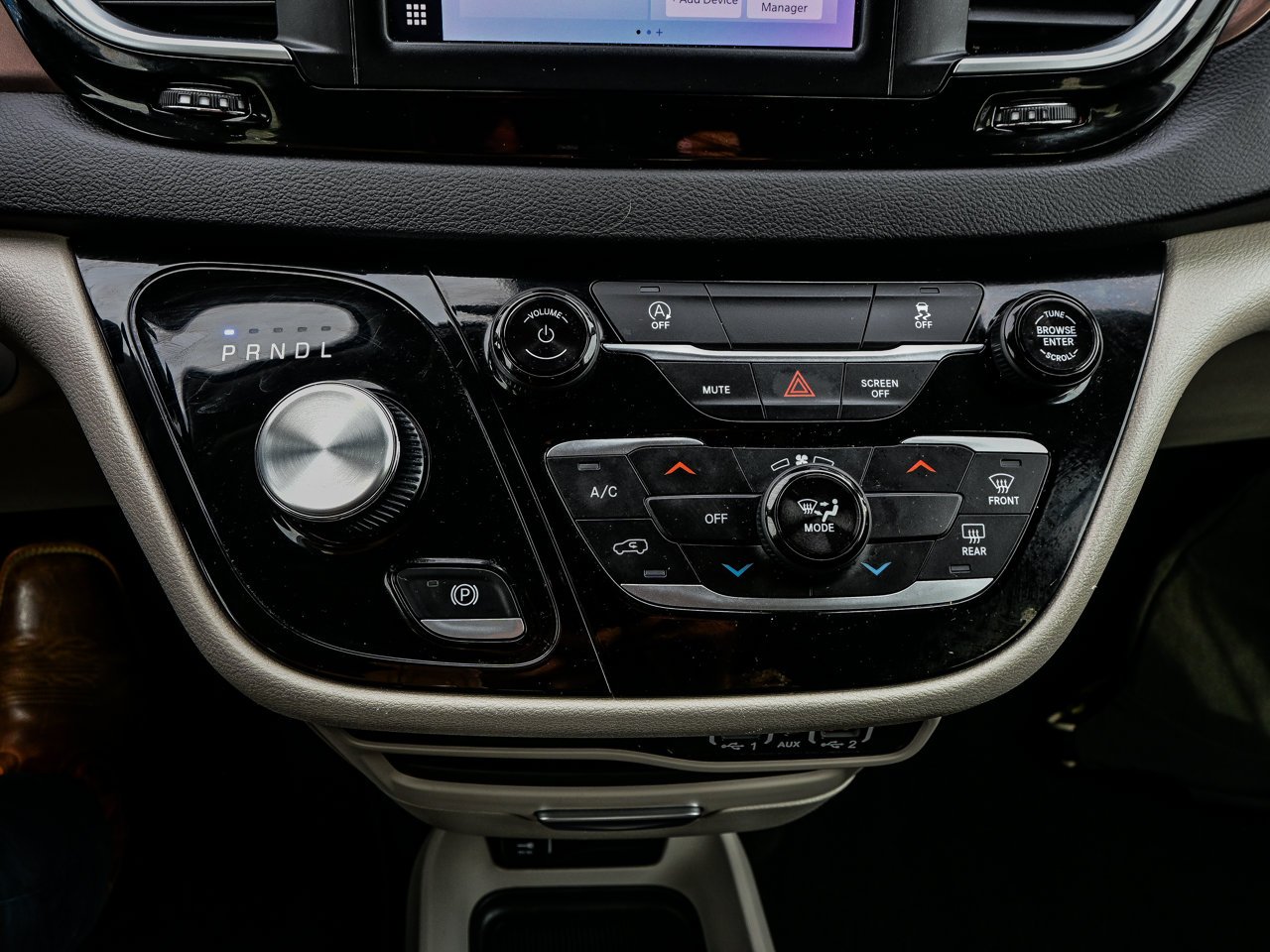 2024 Chrysler Grand Caravan SXT 2WD White Sherwood Park - photo #26