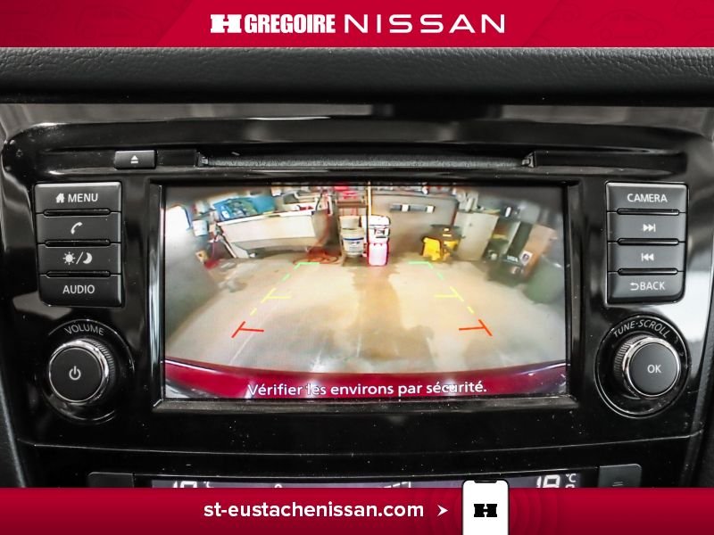 2019 Nissan Qashqai Red Laval - photo #22