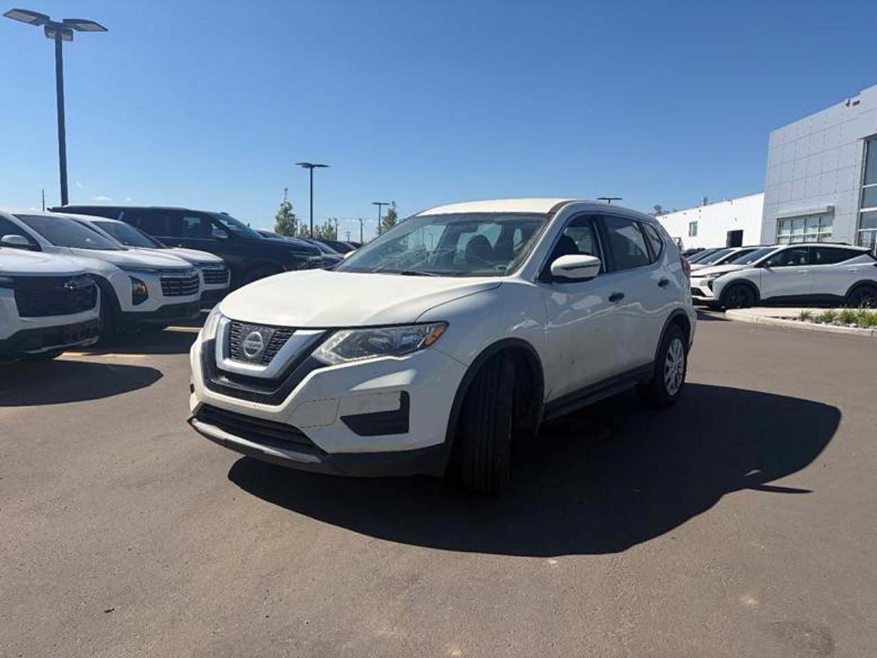 2017 Nissan Rogue FWD 4dr S White Sherwood Park - photo #2