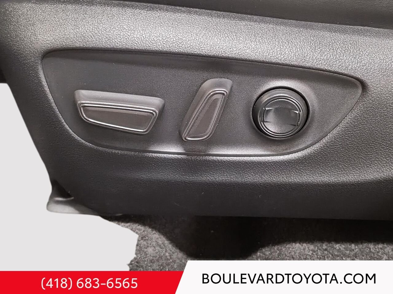 2022 Toyota RAV4 100505A-39 | XLE, AWD, GROUPE PREMIUM Silver Québec - photo #9