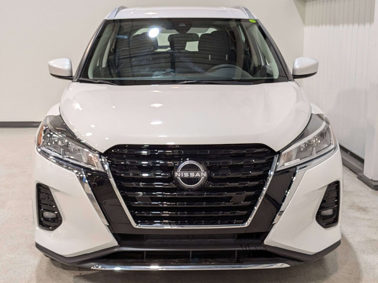 2024 Nissan Kicks SV FWD White Val-David - photo #3