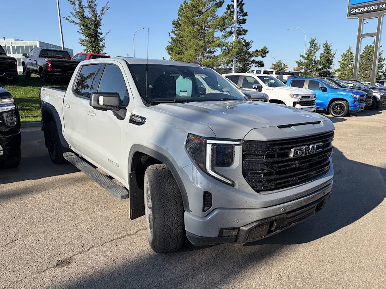 2024 GMC Sierra 1500 4WD Crew Cab 147 Elevation Grey Sherwood Park - photo #1