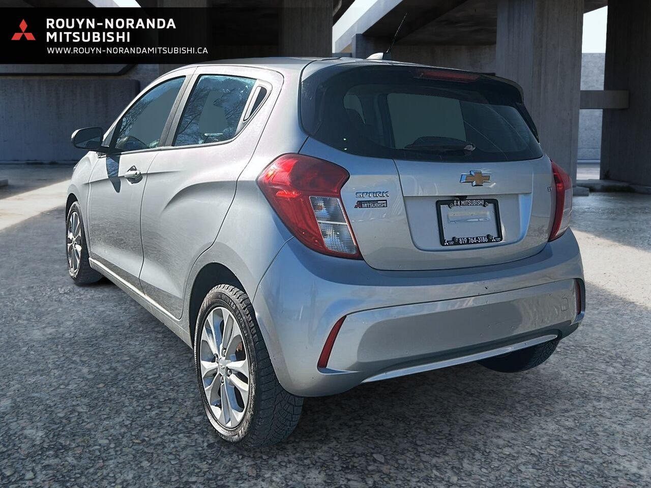 Chevrolet Spark LT à hayon 4 portes CVT avec 1LT 2020 Gris Rouyn-Noranda - photo #3